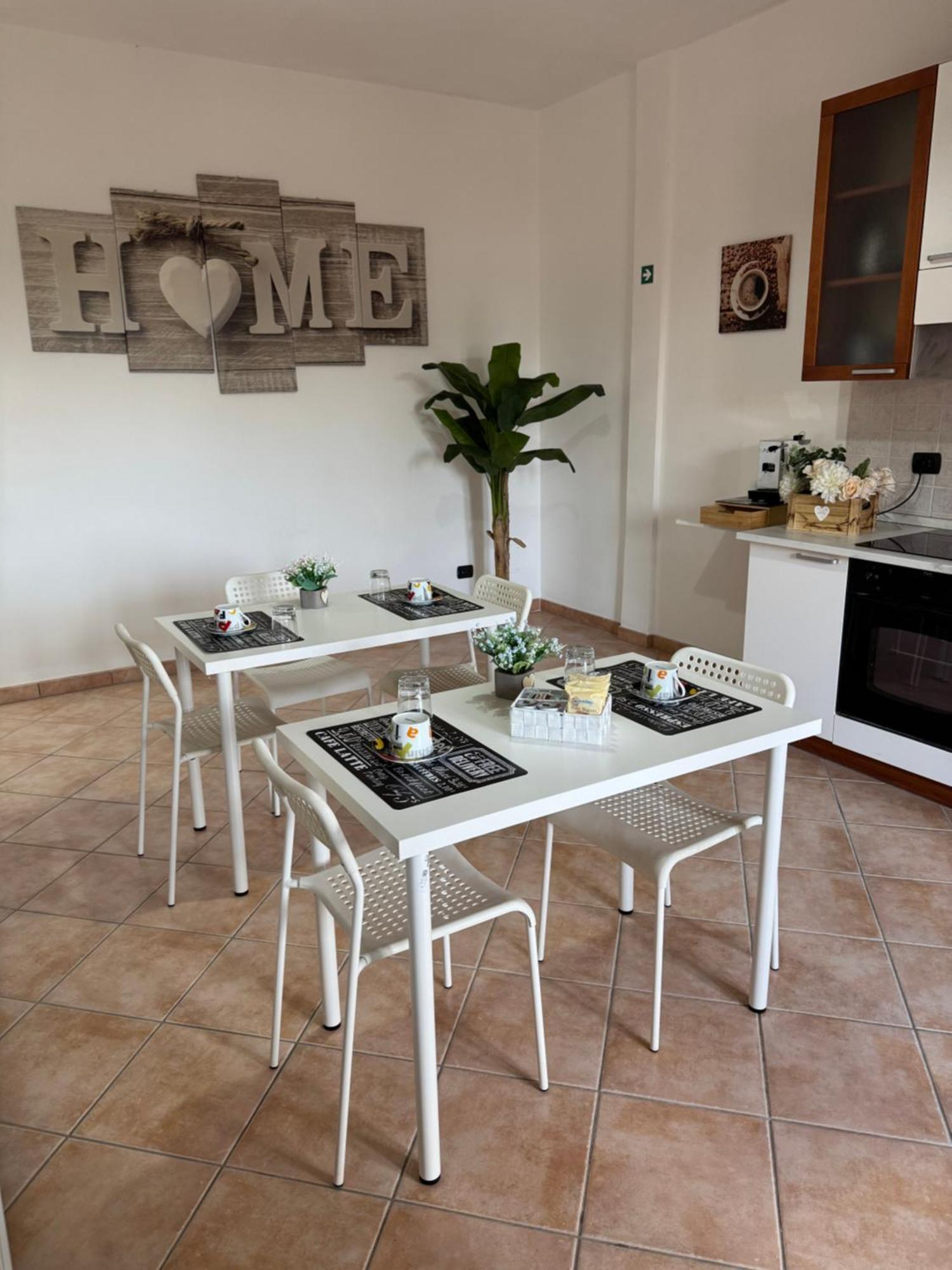 Guest House La Casaccia Fiumicino Bagian luar foto